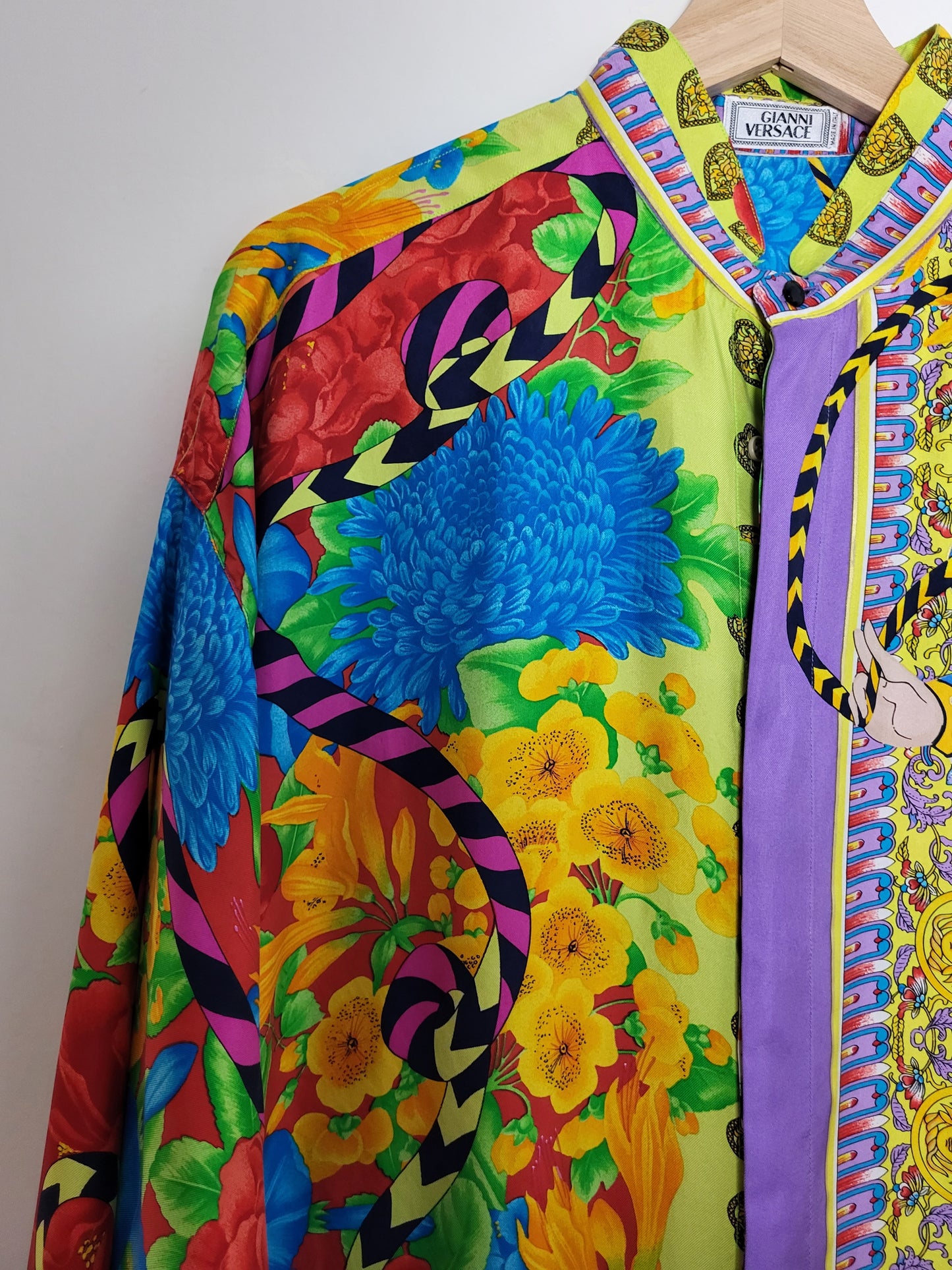 Original/Auth GIANNI VERSACE Atelier- Seidenhemd - Bunt floraler Musterung und Harlekins - Gr. 48