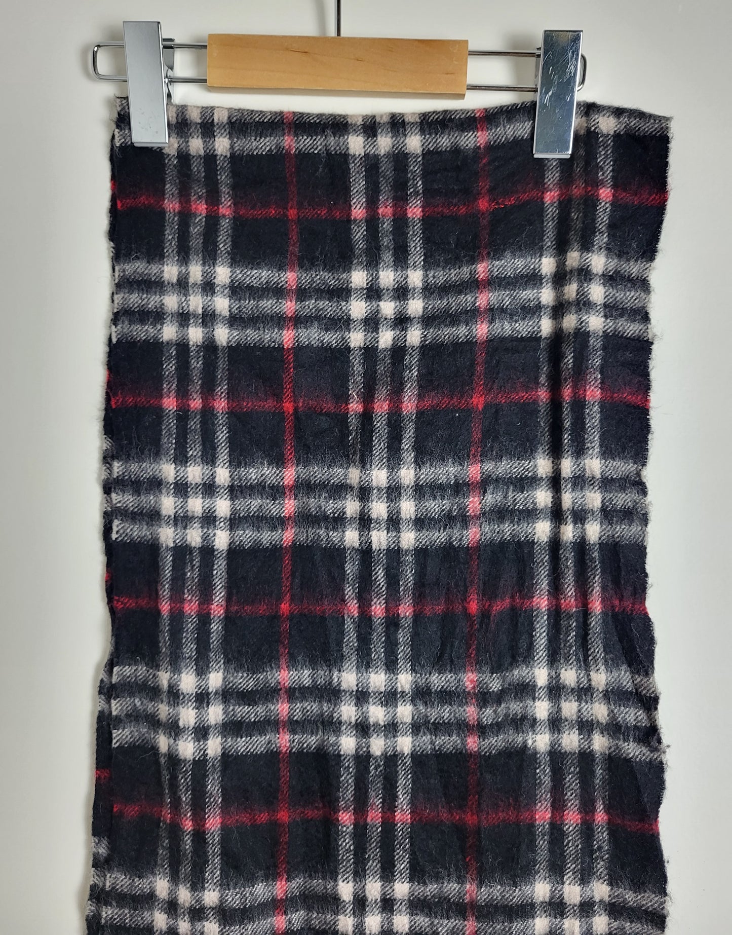 Burberry London - Vintage Schal - Schwarz / Rot Tartan - Kaschmir - 160 x 30