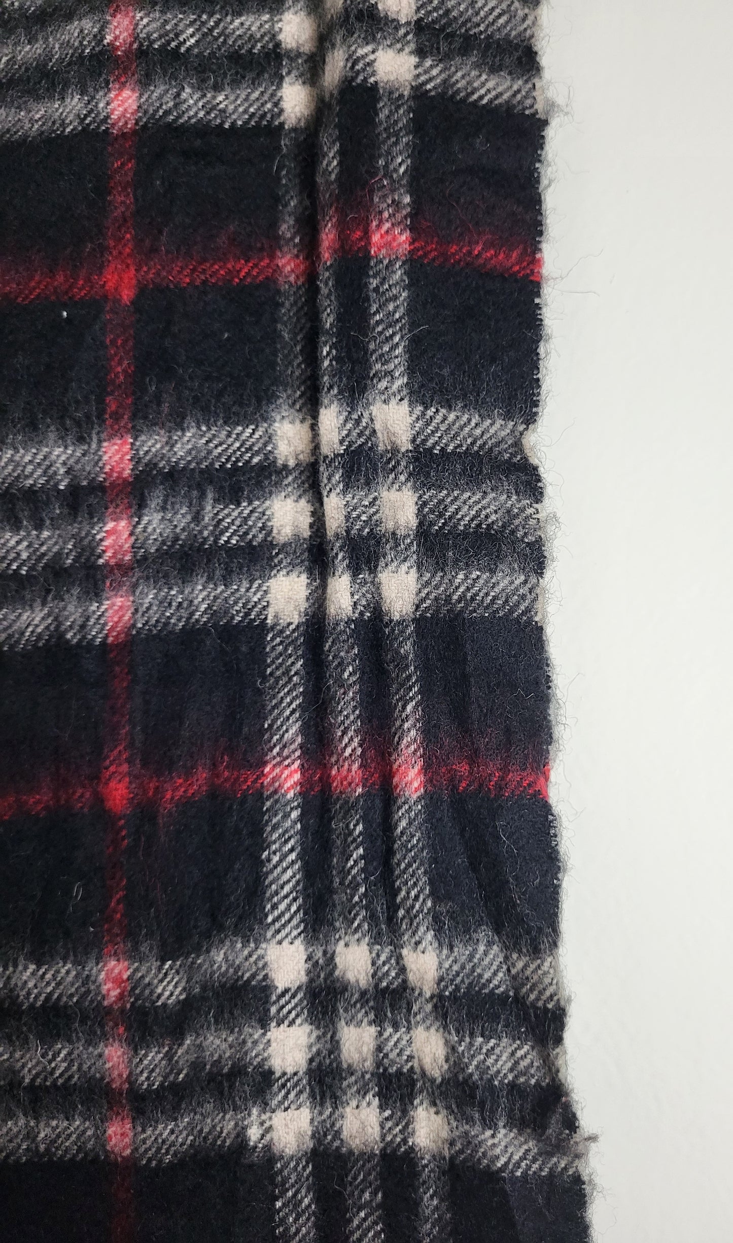 Burberry London - Vintage Schal - Schwarz / Rot Tartan - Kaschmir - 160 x 30
