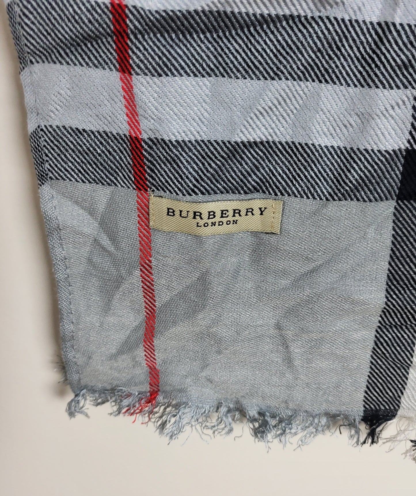 Burberry London - Schal / Tuch - Grau Tartan- Kaschmir / Seide - 195 x 65