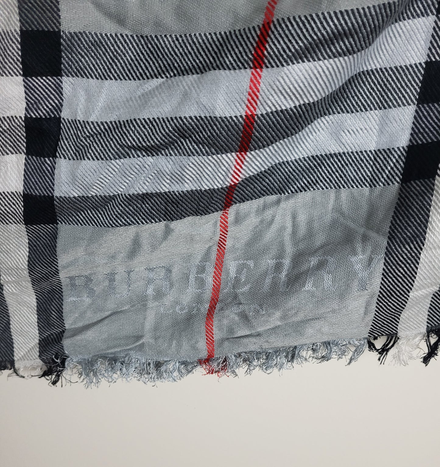 Burberry London - Schal / Tuch - Grau Tartan- Kaschmir / Seide - 195 x 65