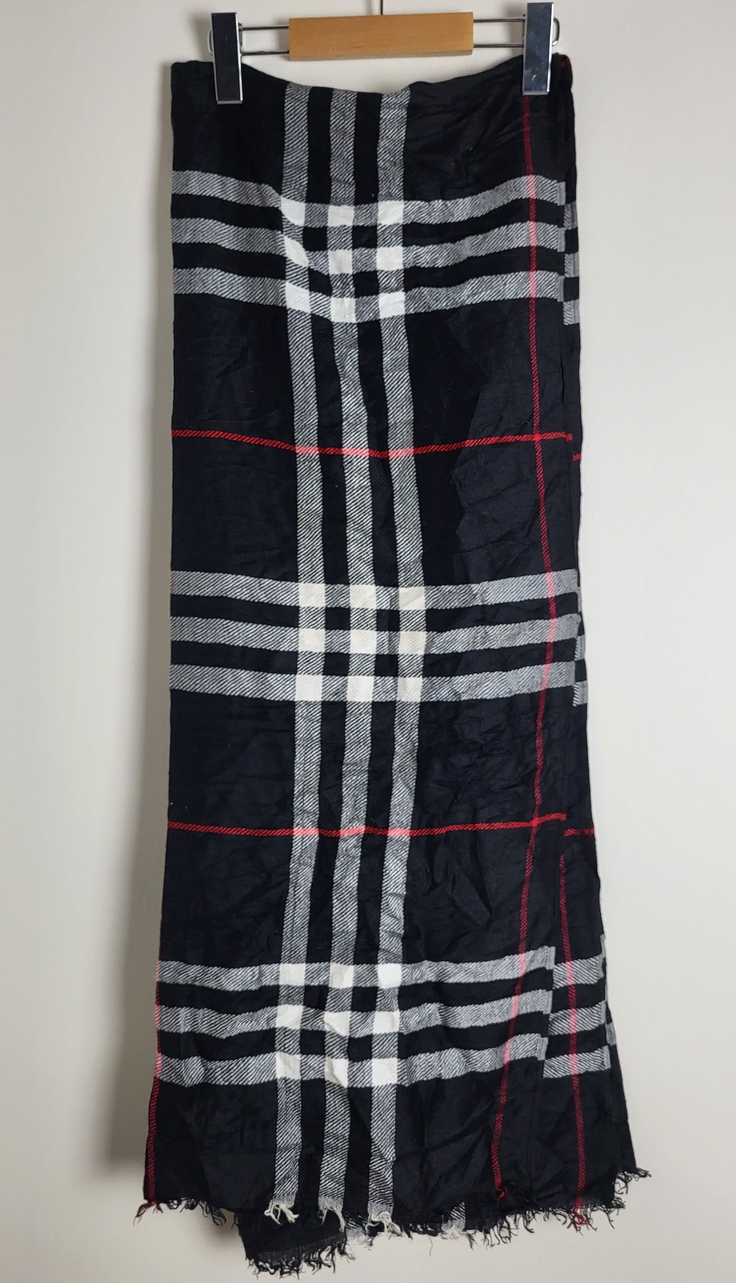 Burberry London - Schal / Tuch - Schwarz Tartan - 175 x 65