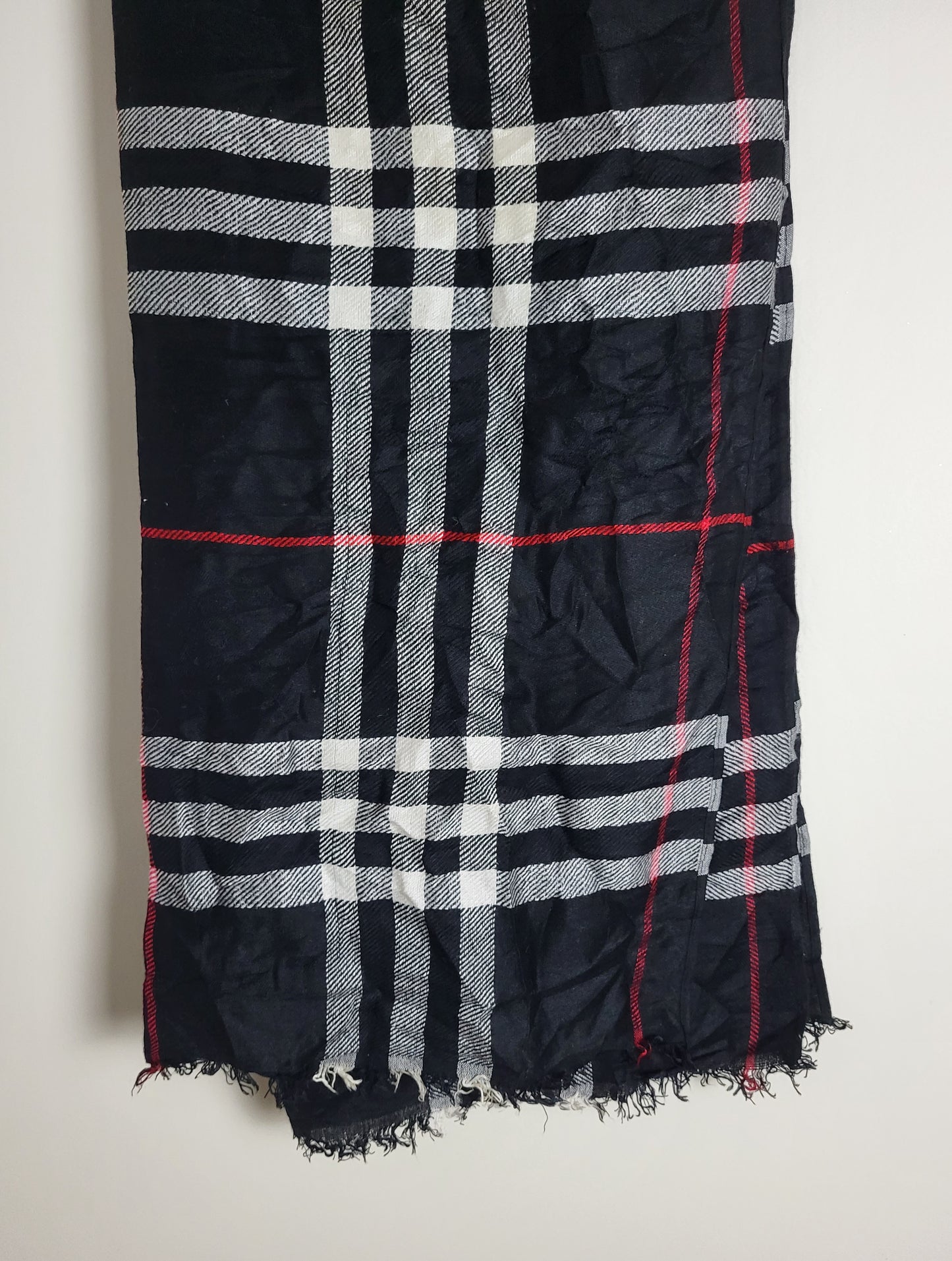 Burberry London - Schal / Tuch - Schwarz Tartan - 175 x 65