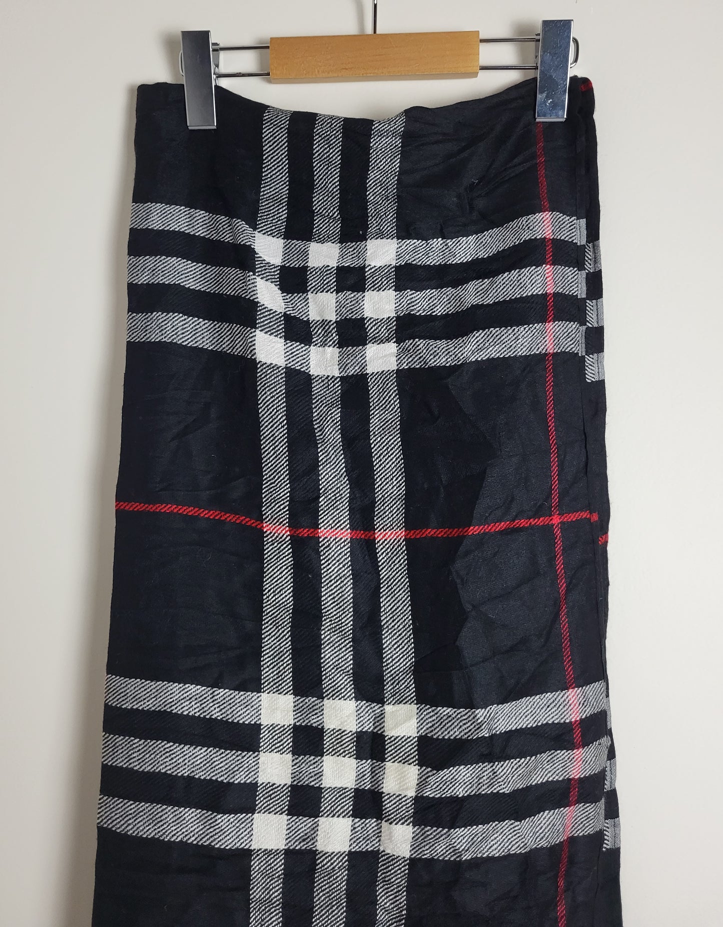Burberry London - Schal / Tuch - Schwarz Tartan - 175 x 65