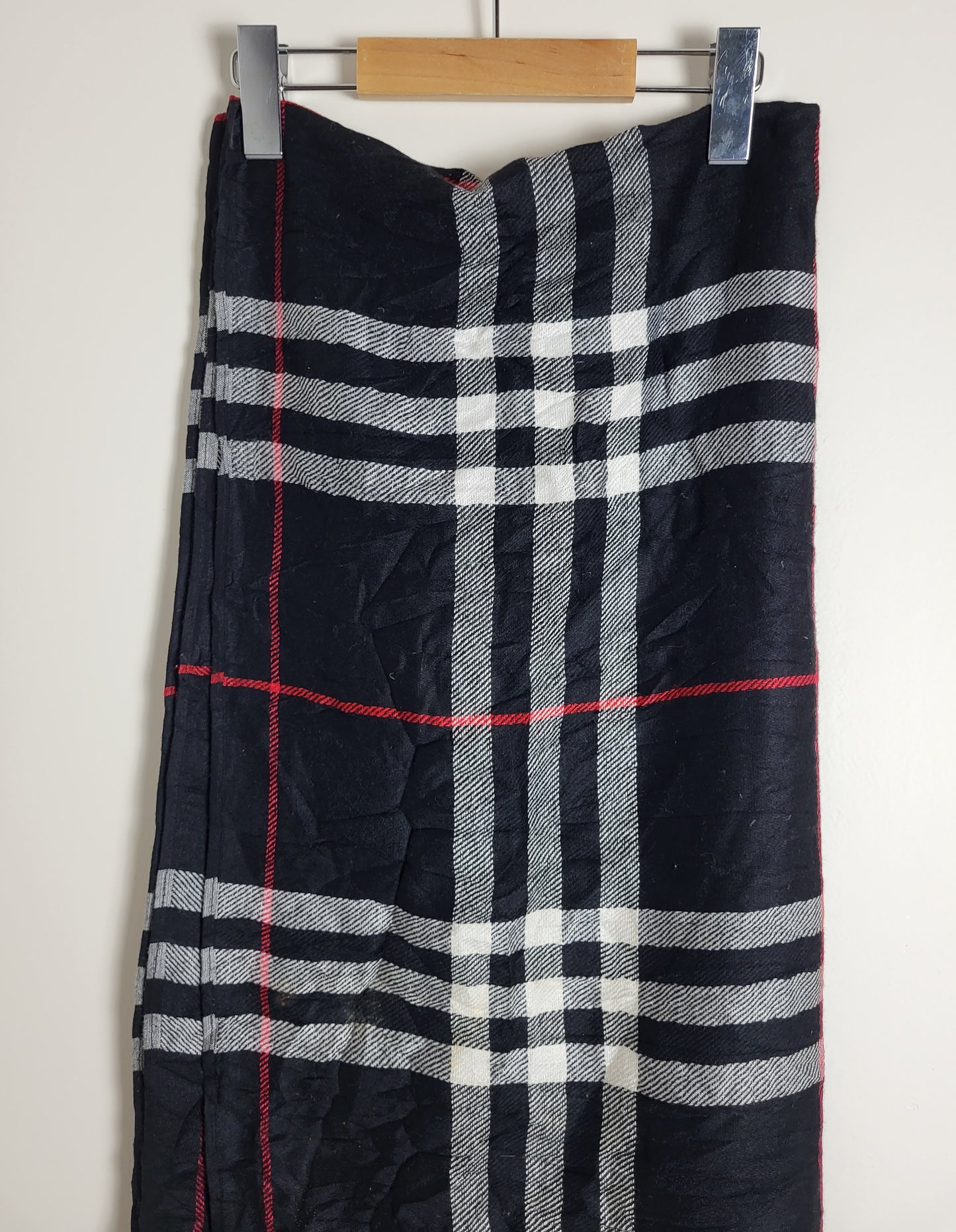 Burberry London - Schal / Tuch - Schwarz Tartan - 175 x 65