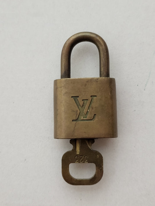 Original/Auth Louis Vuitton - Schloss / Padlock - Klassisch mit Schlüssel