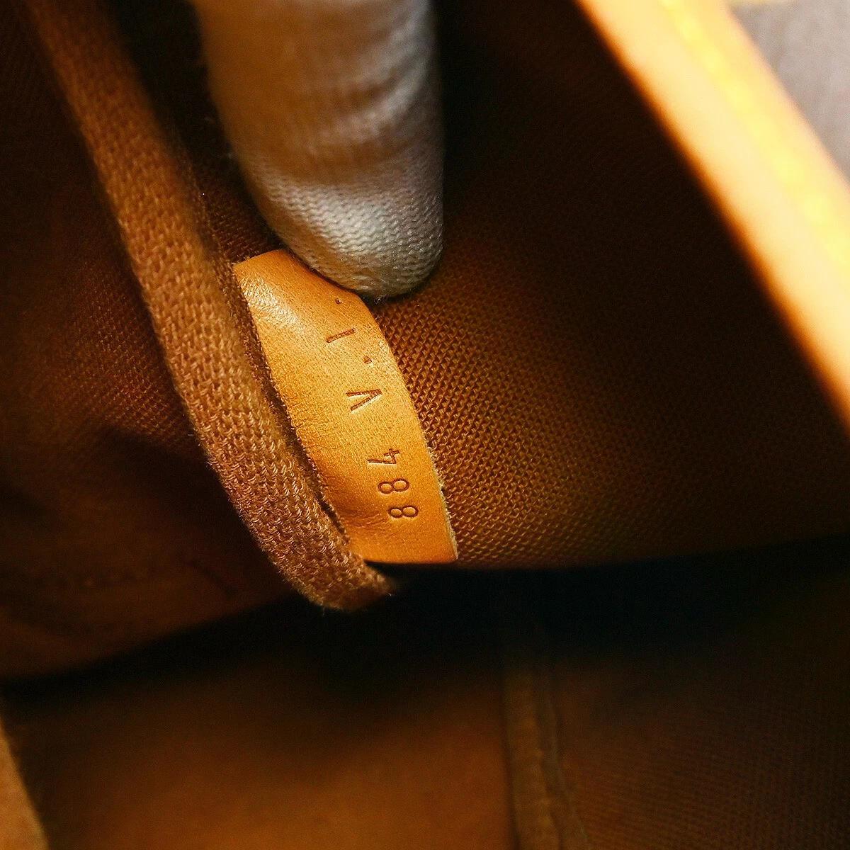 Original/Auth Louis Vuitton - Saumur 35 Schultertasche - Klassisch - Monogramm