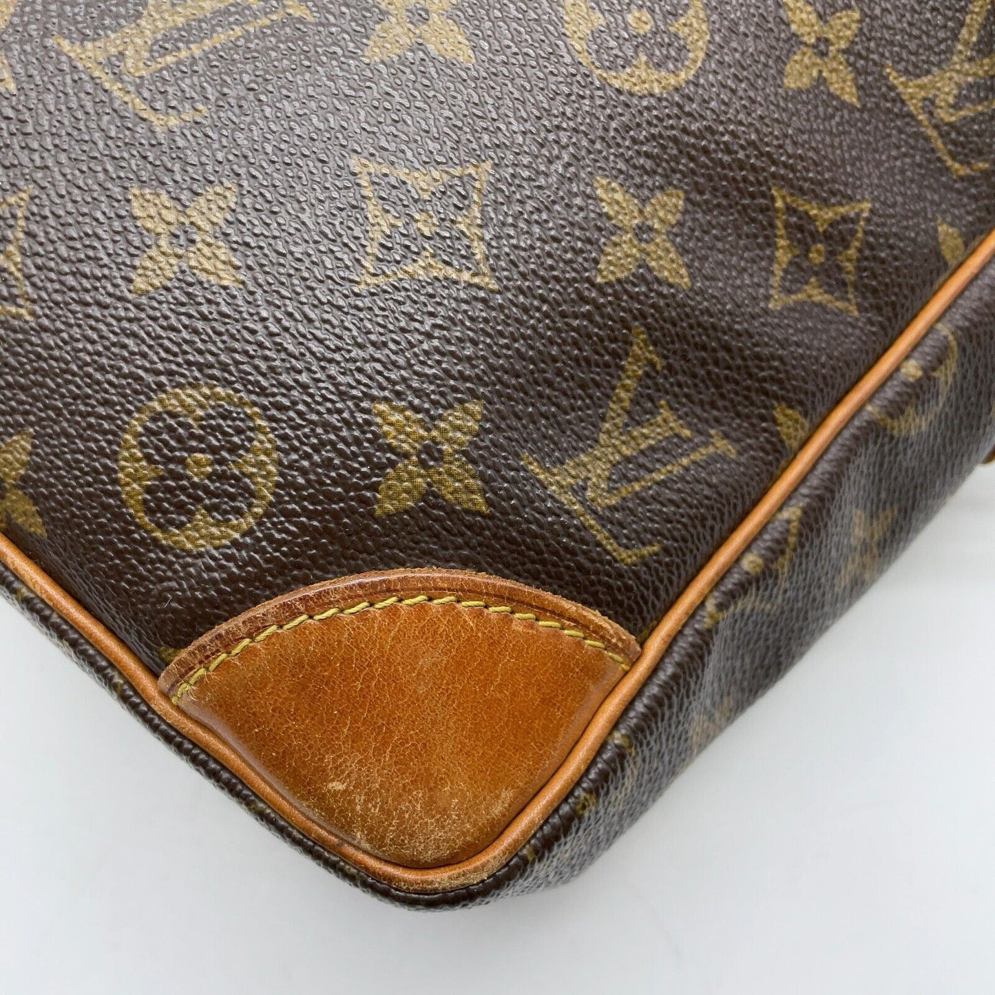 Original/Auth Louis Vuitton - Donau PM Umhängetasche - Klassisch - Monogramm