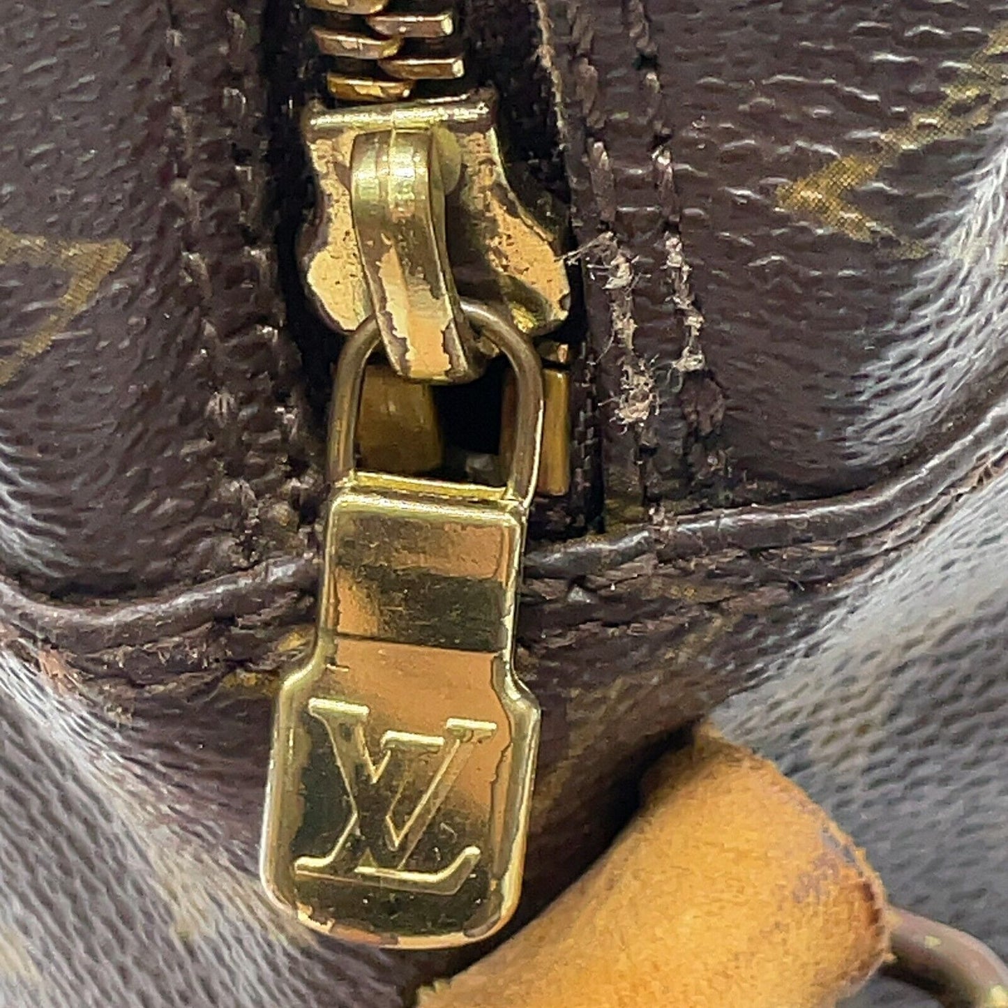 Original/Auth Louis Vuitton - Donau PM Umhängetasche - Klassisch - Monogramm