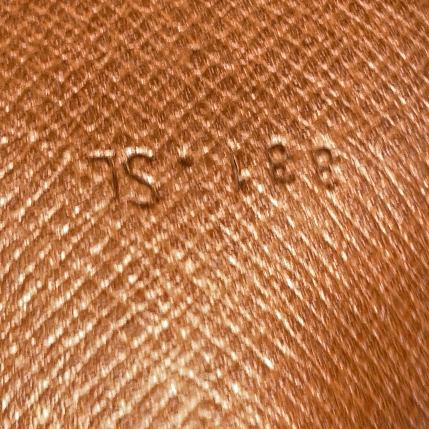 Original/Auth Louis Vuitton - Donau PM Umhängetasche - Klassisch - Monogramm