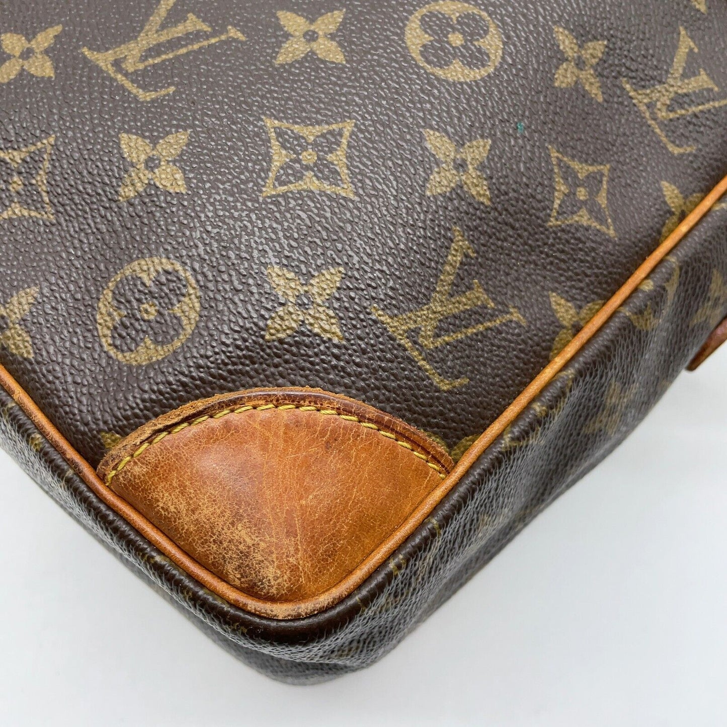 Original/Auth Louis Vuitton - Donau PM Umhängetasche - Klassisch - Monogramm