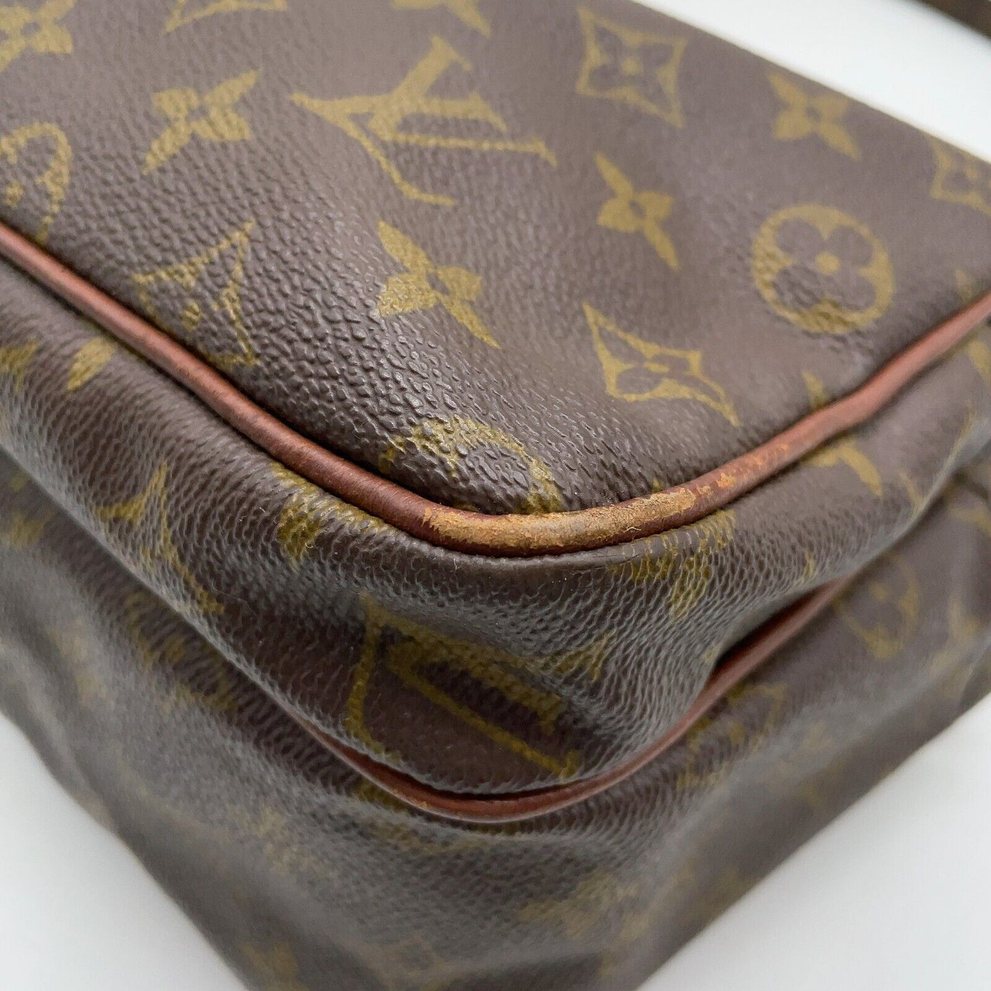 Original/Auth Louis Vuitton - Migratour Umhängetasche - Klassisch - Monogramm