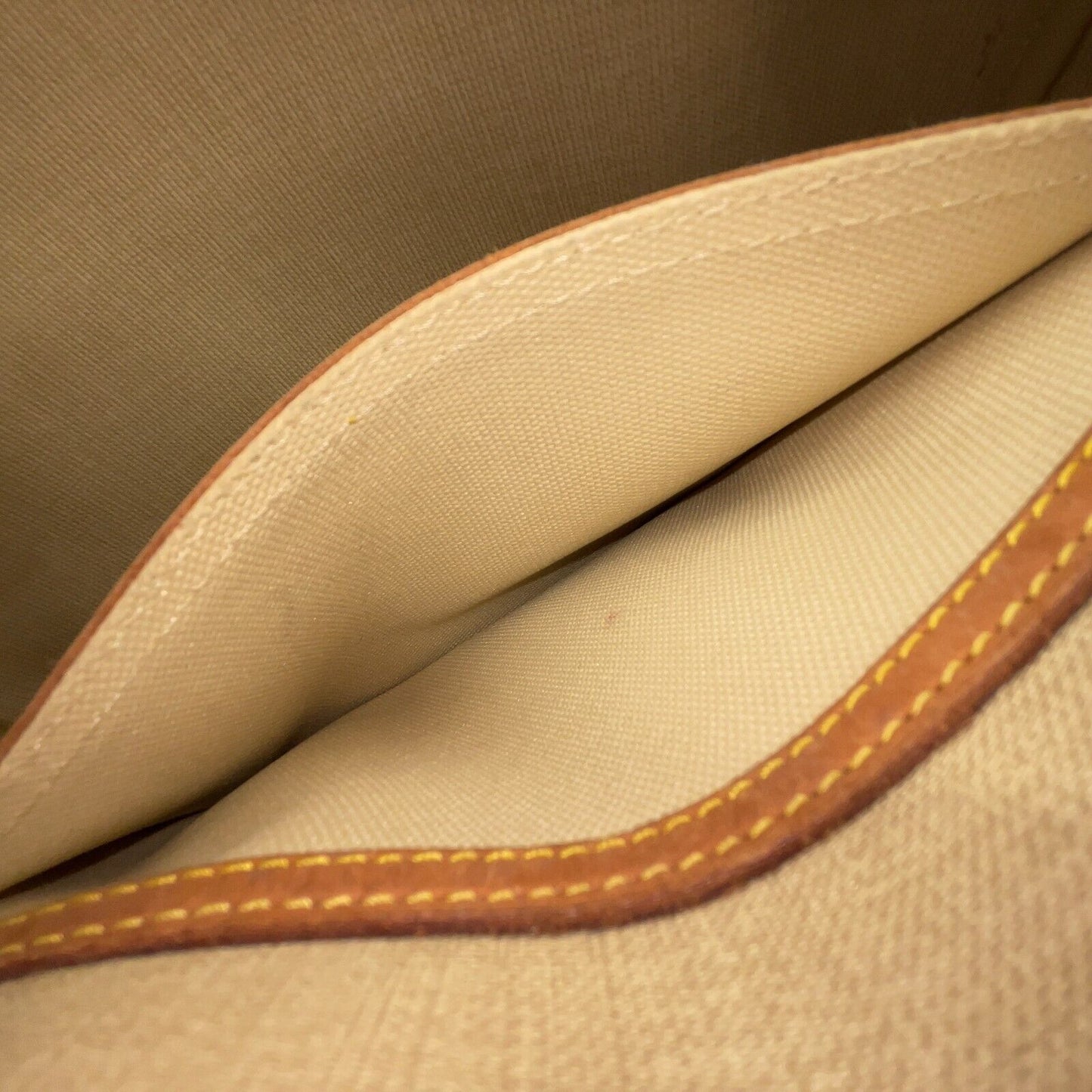 Original/Auth Louis Vuitton - Reporter PM Schultertasche - Klassisch - Monogramm