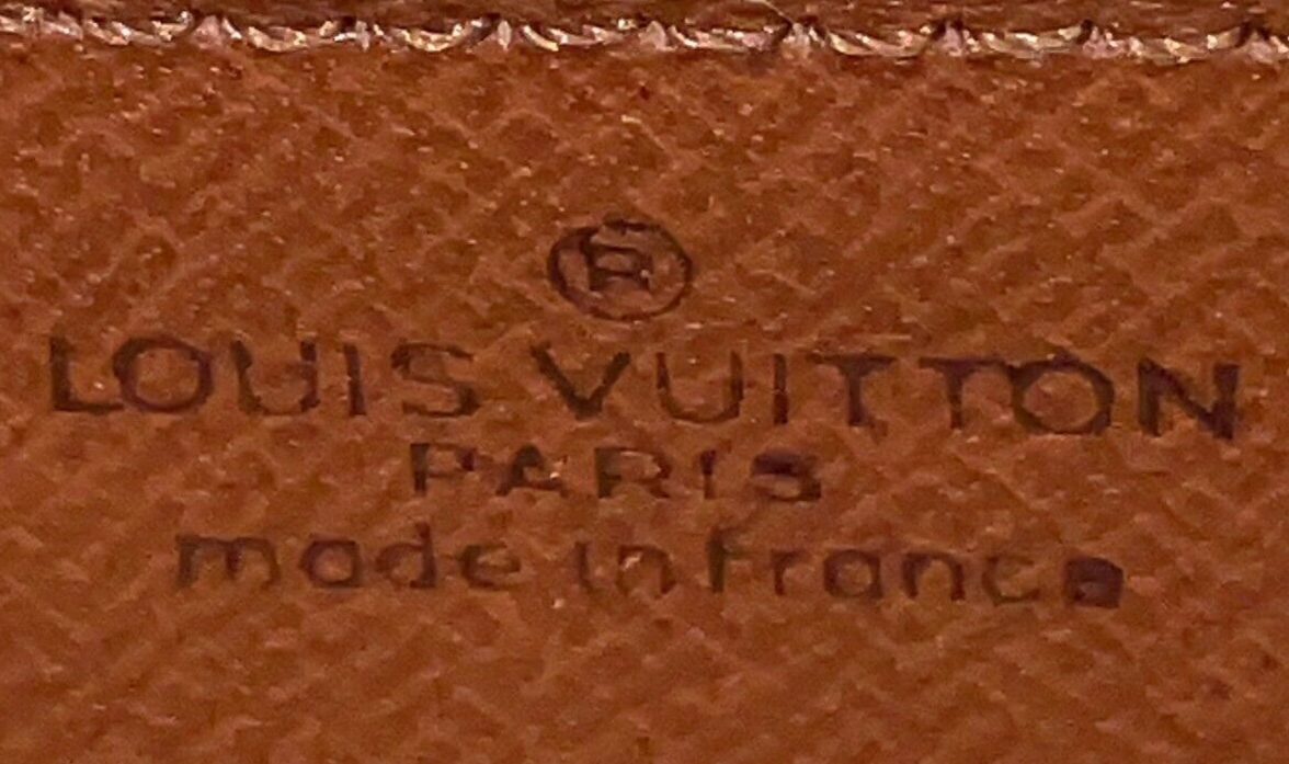 Original/Auth Louis Vuitton - Marly Dragonne GM Clutch Bag - Klassisch - Monogramm
