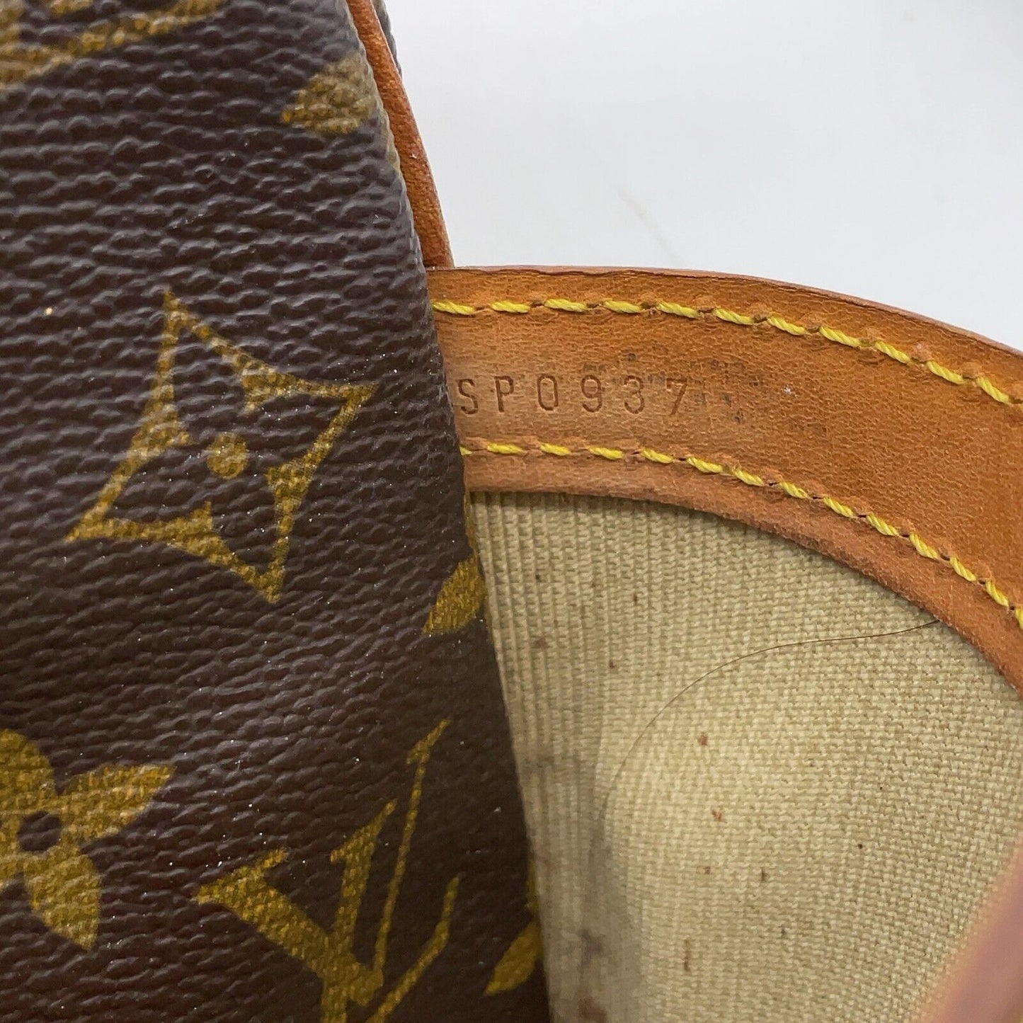 Original/Auth Louis Vuitton - Reporter PM Schultertasche - Klassisch - Monogramm