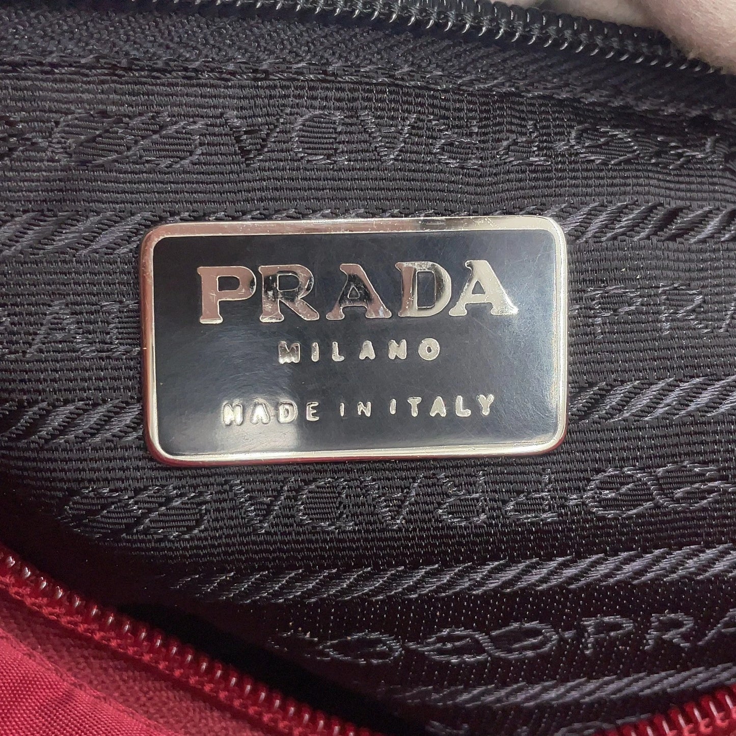 Original/Auth Prada - Tessuto Schultertasche - Klassisch - Nylon - Beere