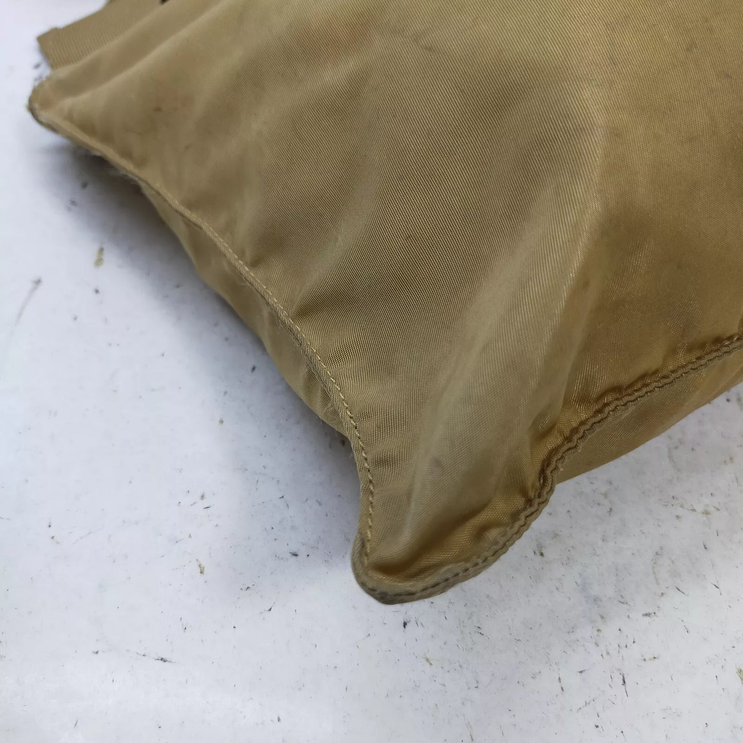 Original/Auth Prada - Tessuto Umhängetasche - Nylon - Beige