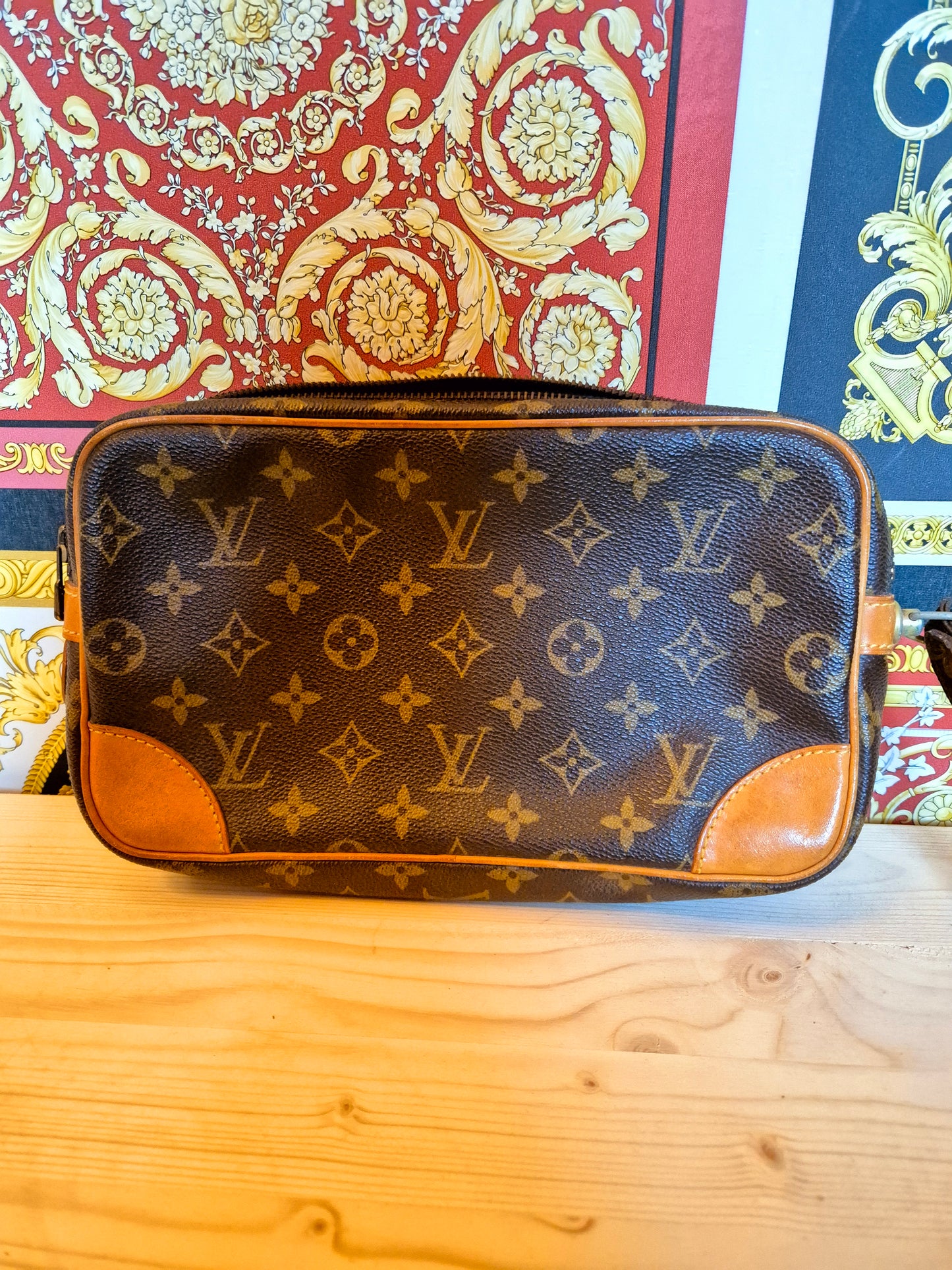 Original/Auth Louis Vuitton - Marly Dragonne GM Clutch Bag - Klassisch - Monogramm