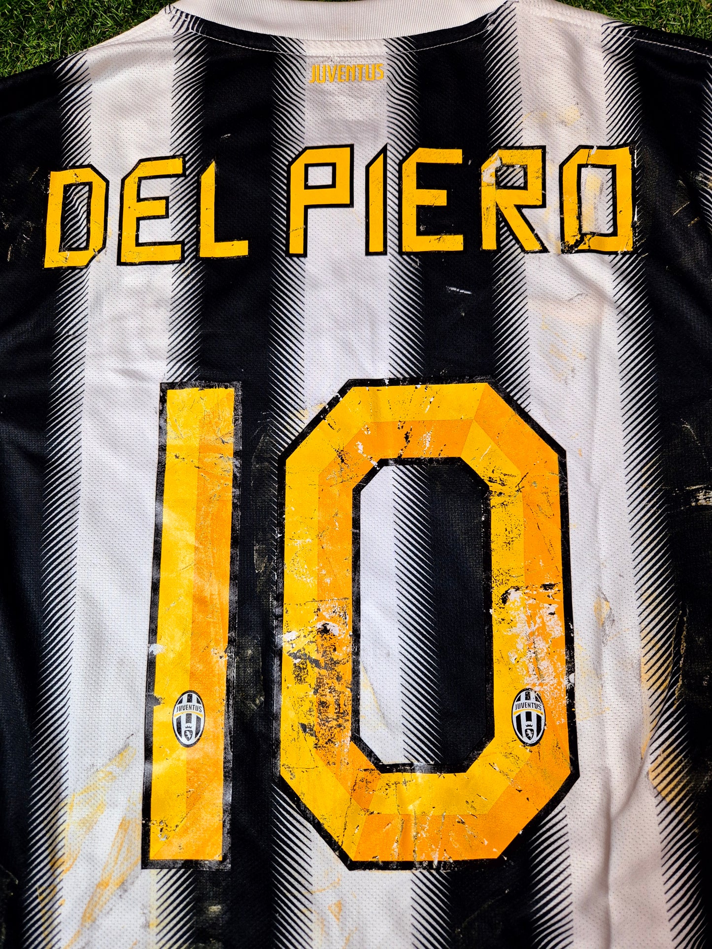 Juventus Turin - Trikot - 2011/2012 - Heim - Del Piero - M