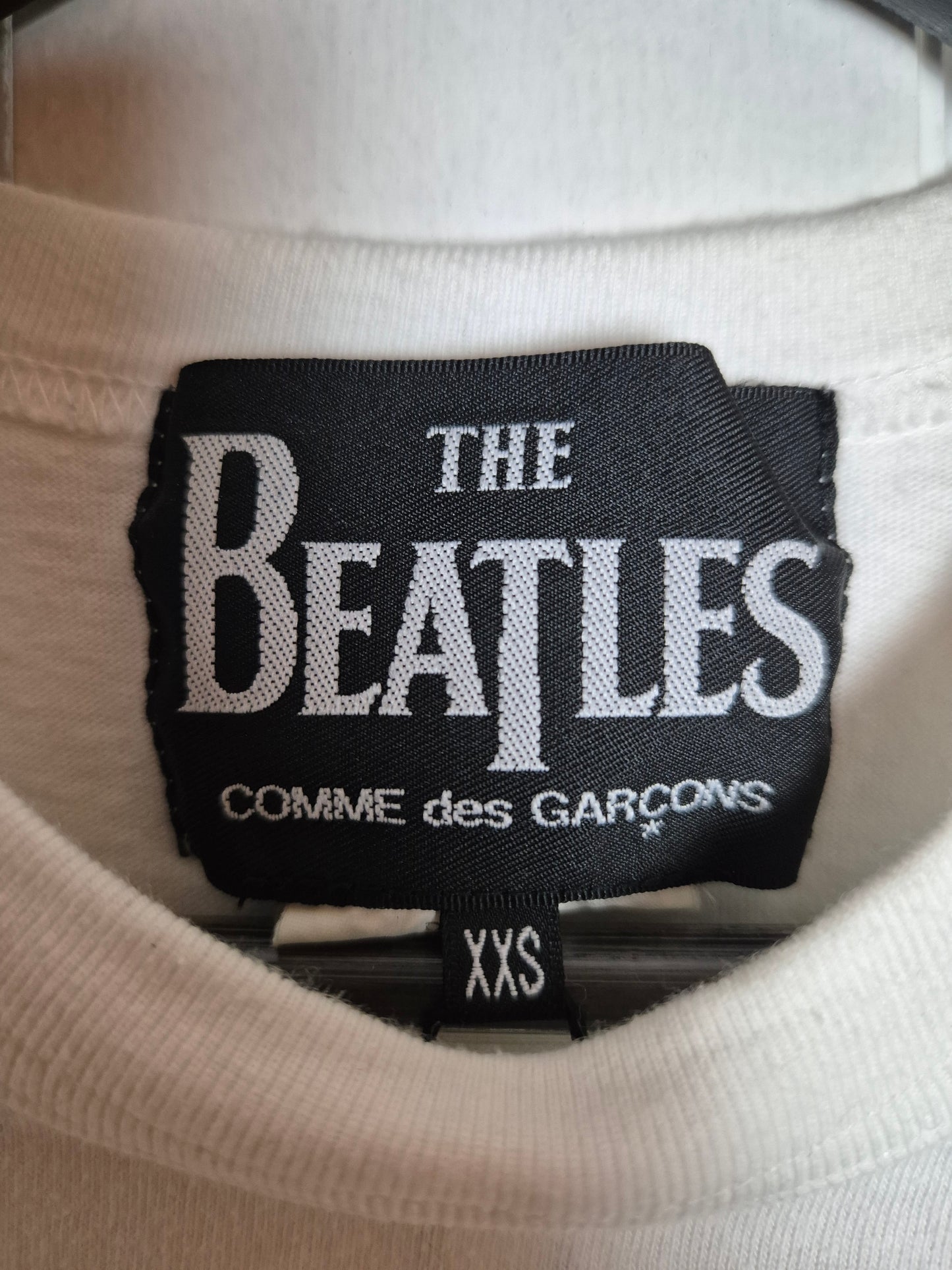 Comme des garcons - T-Shirt - Beatles - Weiß mit Print - Damen - XXS