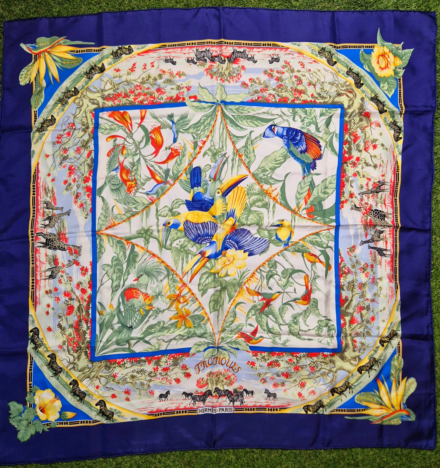 Original/Auth Hermès - Vintage Seidentuch Carré - 90 x 90 - Tropiques