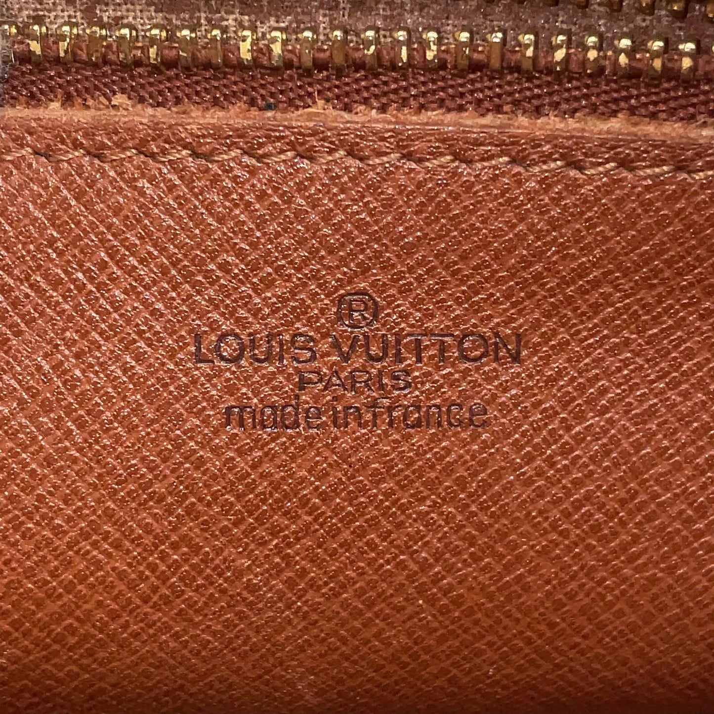 Original/Auth Louis Vuitton - Jeune Fille PM Schultertasche - Klassisch - Monogramm