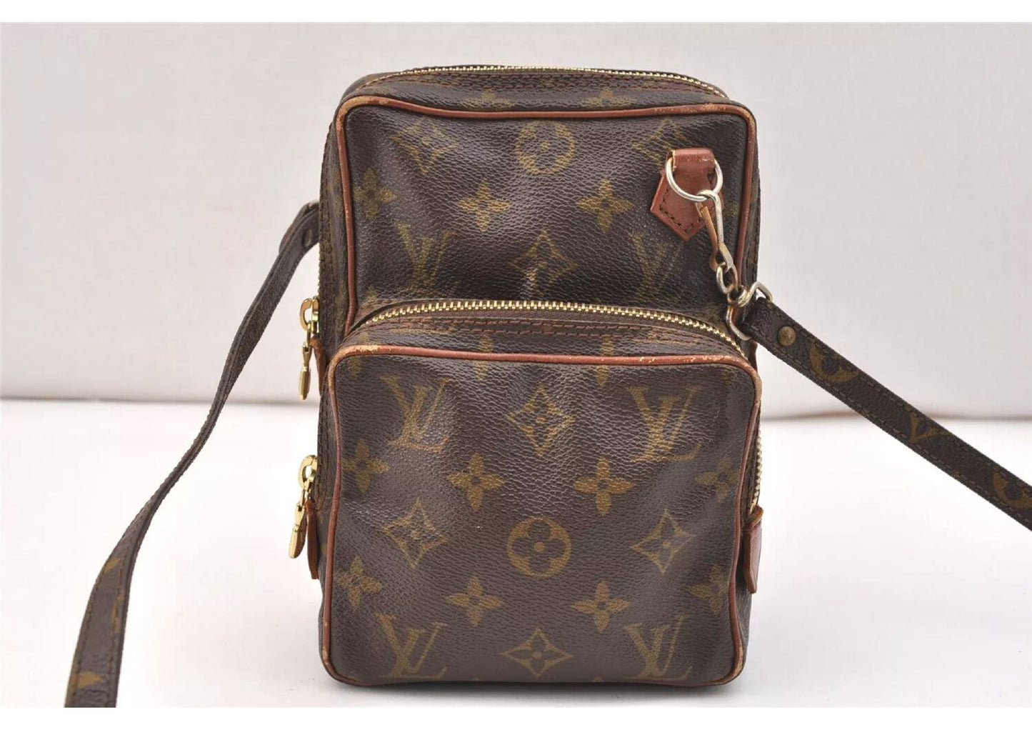 Original/Auth Louis Vuitton - Amazone Vintage Umhängetasche - Klassisch - Monogramm