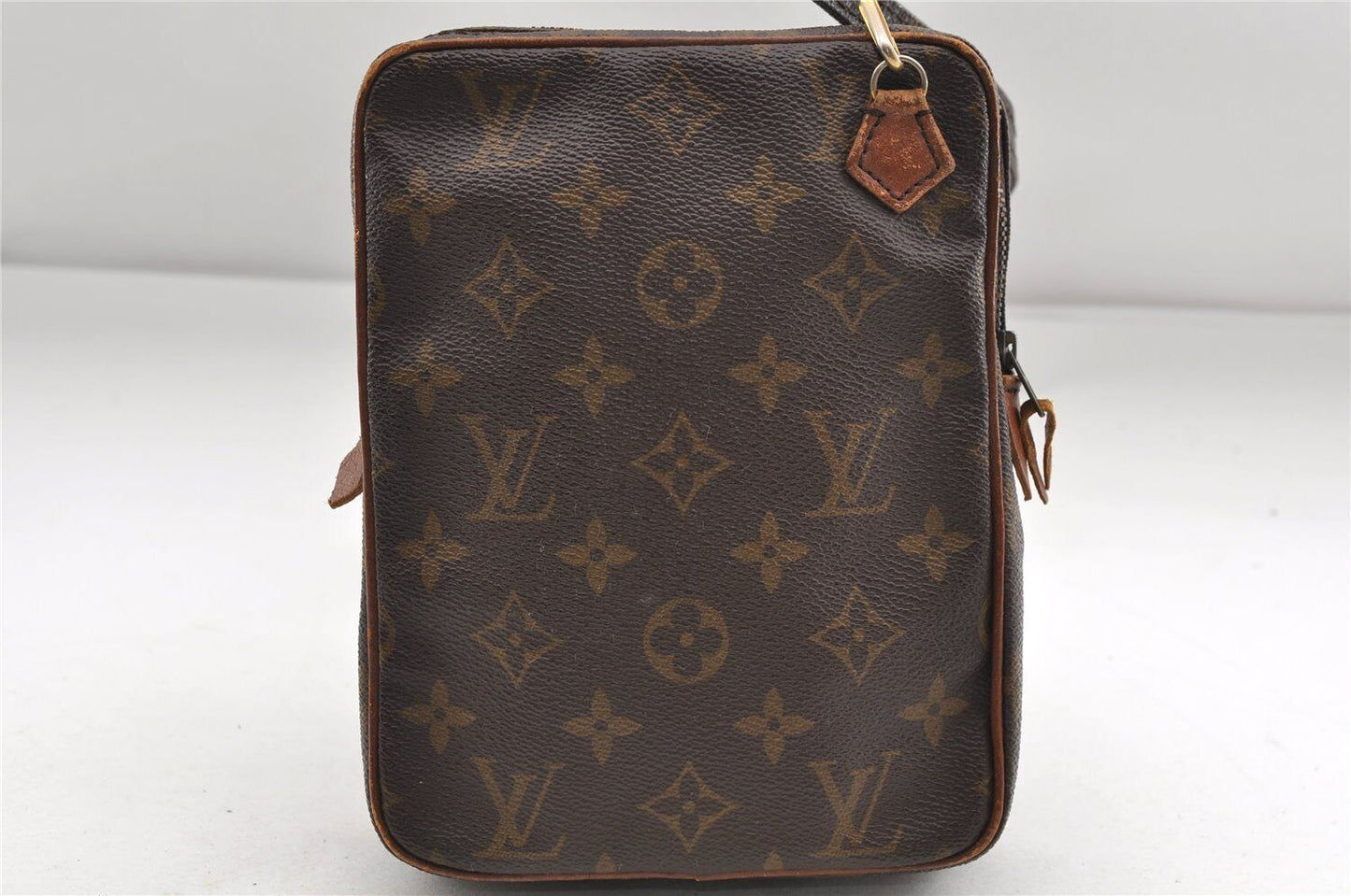 Original/Auth Louis Vuitton - Donau Umhängetasche - Klassisch - Monogramm