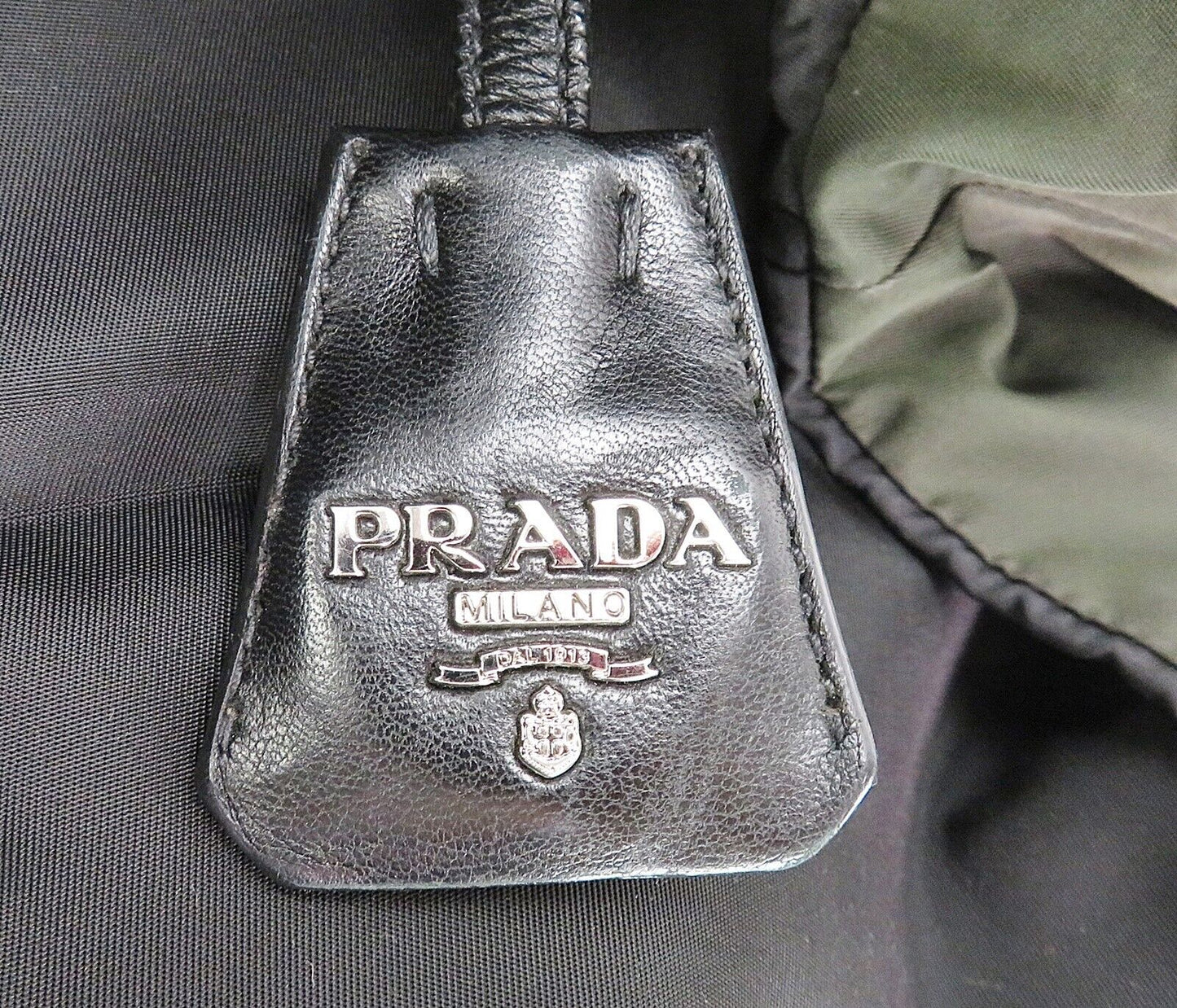 Original/Auth Prada - Reversible Handtasche - Nylon - Schwarz/Grün