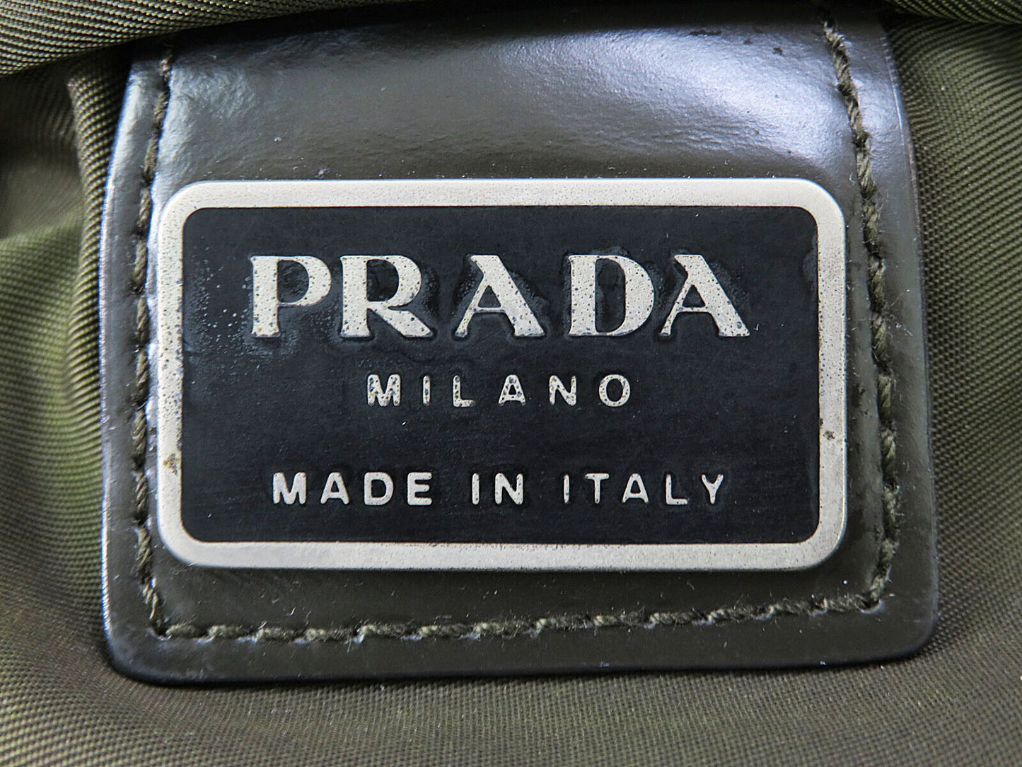 Original/Auth Prada - Crossbody Shoulder Umhängetasche - Nylon - Grün