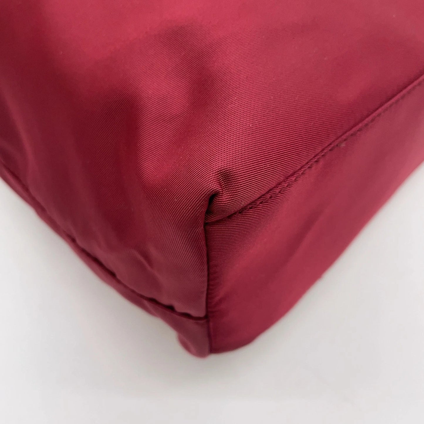 Original/Auth Prada - Tessuto Schultertasche - Klassisch - Nylon - Beere