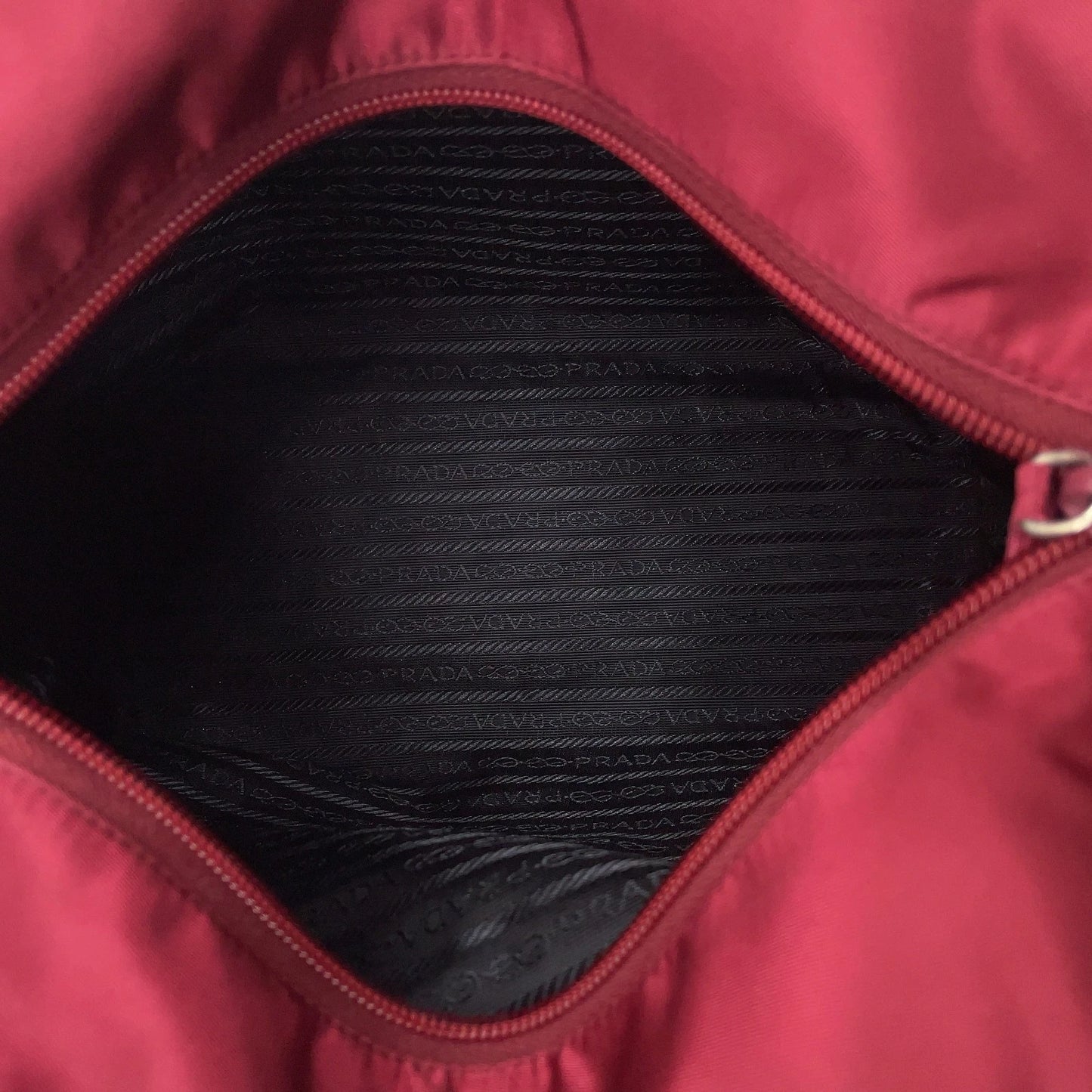Original/Auth Prada - Tessuto Schultertasche - Klassisch - Nylon - Beere