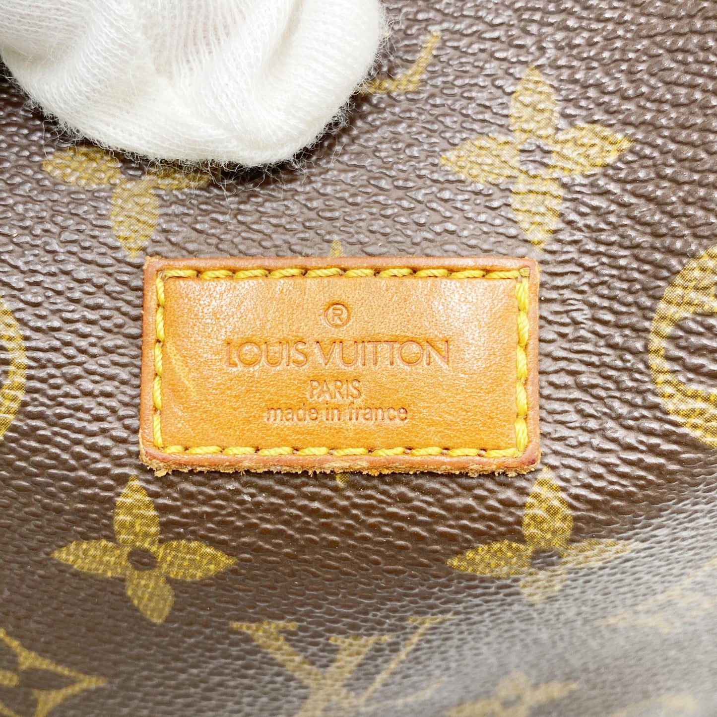Original/Auth Louis Vuitton - Saumur 43 Schultertasche - Klassisch - Monogramm