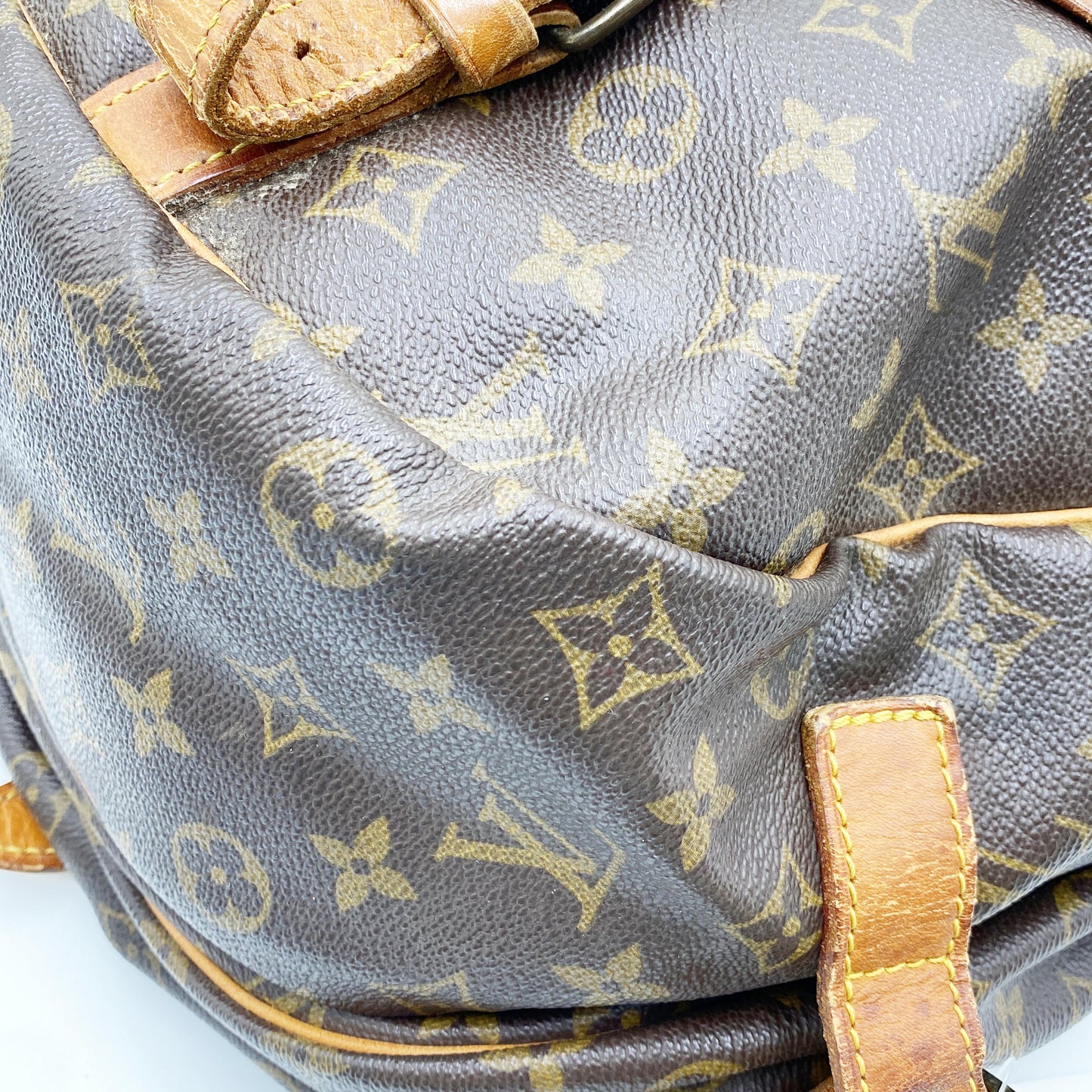 Original/Auth Louis Vuitton - Saumur 43 Schultertasche - Klassisch - Monogramm