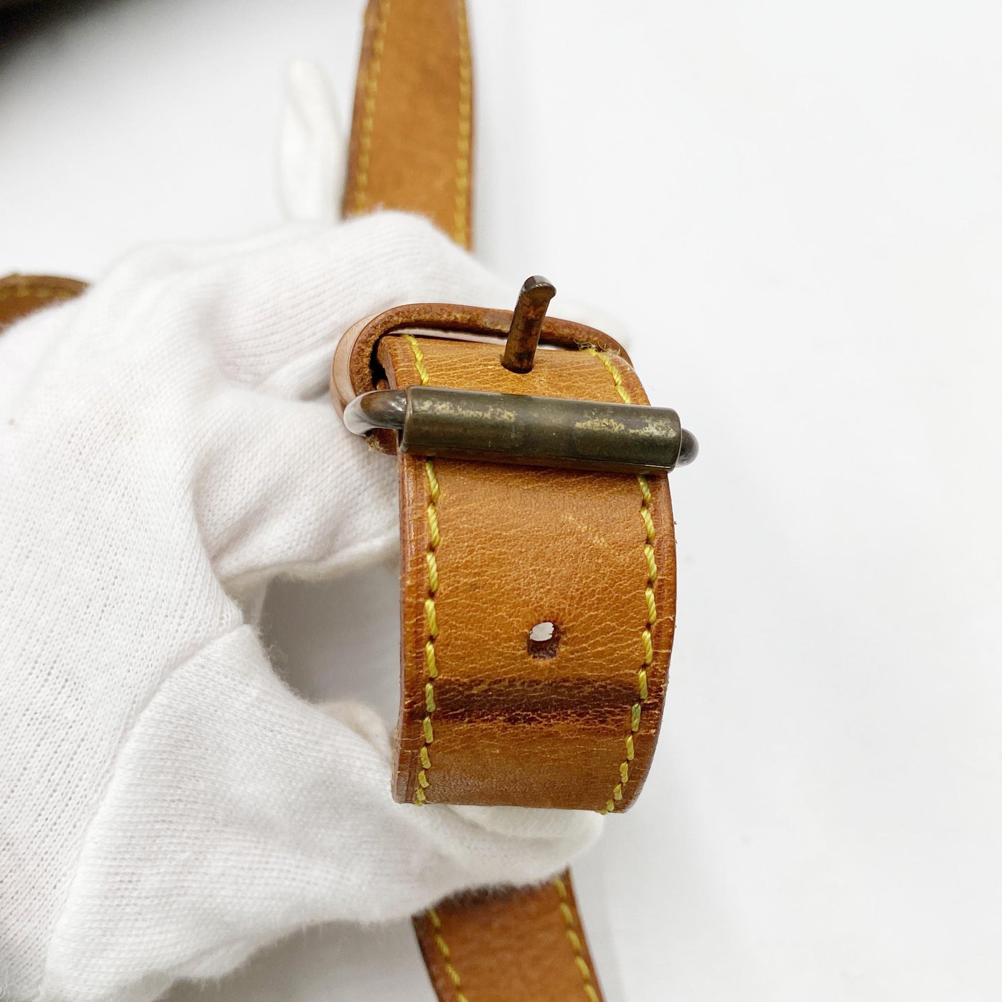 Original/Auth Louis Vuitton - Saumur 43 Schultertasche - Klassisch - Monogramm
