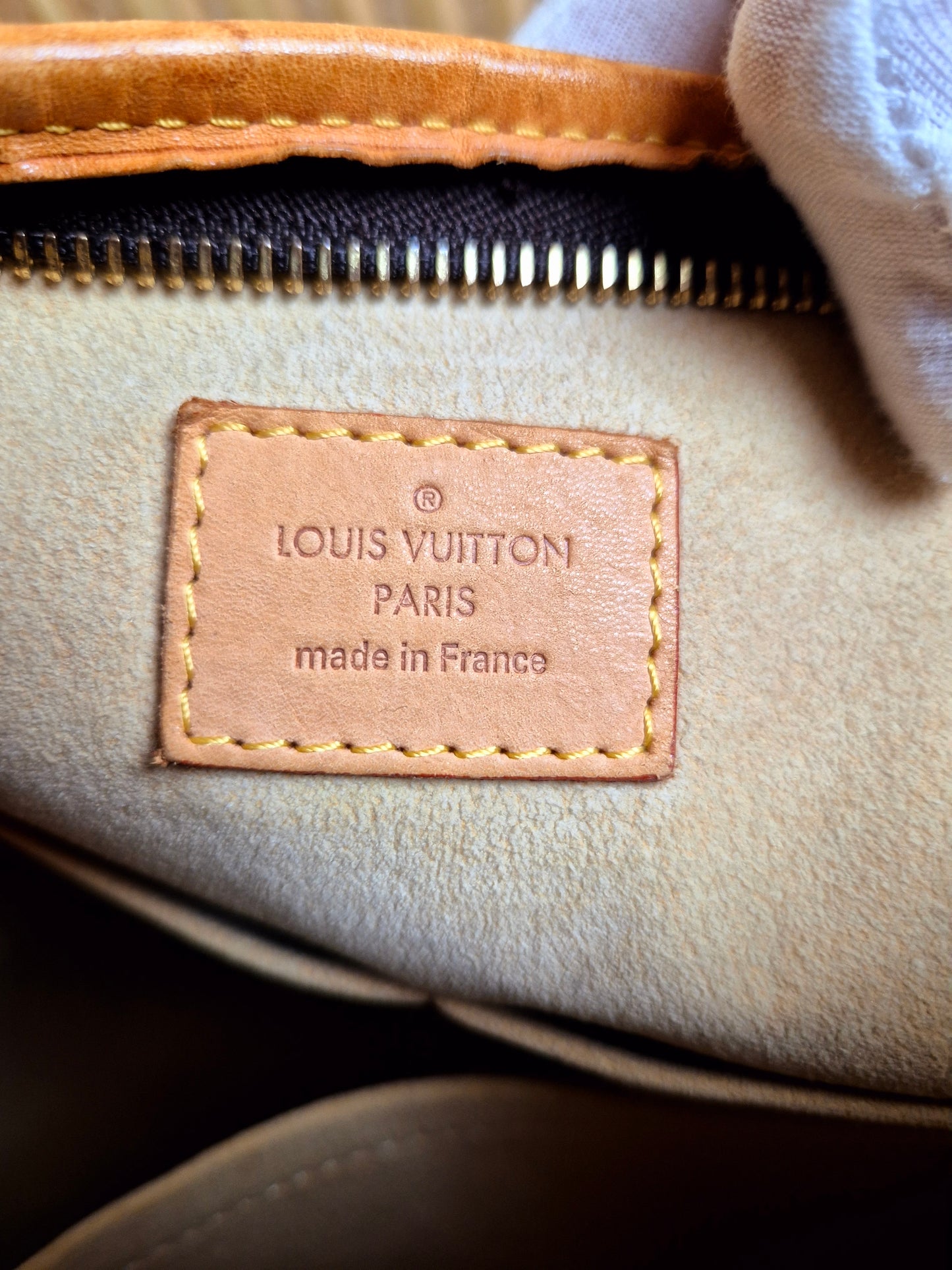 Original/Auth Louis Vuitton - Estrela MM Shoulder Bag - Klassisch - Monogramm