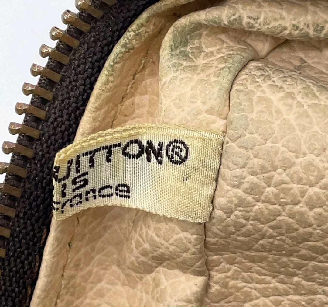 Original/Auth Louis Vuitton - 28 Toilette Clutch Bag - Klassisch - Monogramm