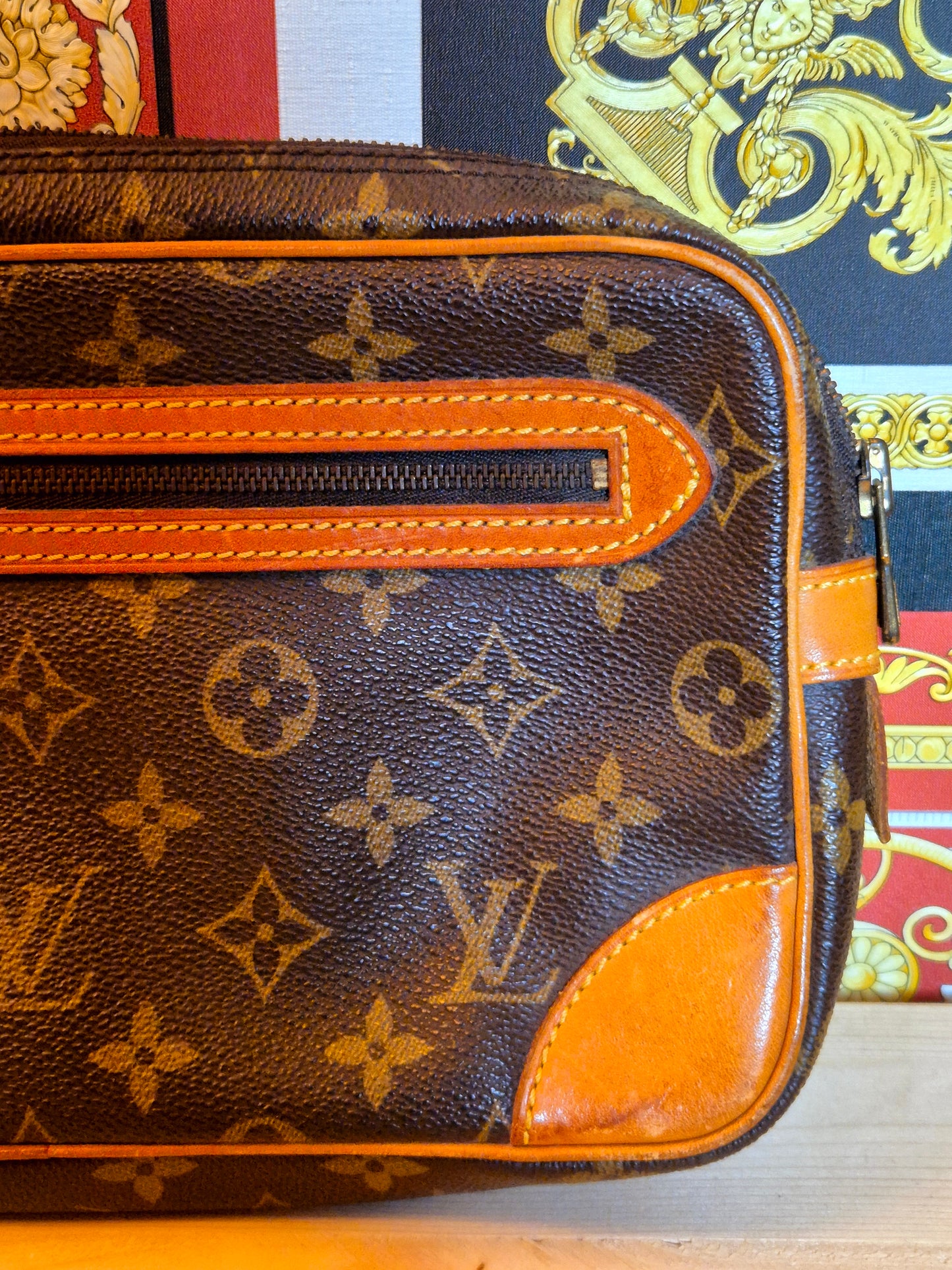 Original/Auth Louis Vuitton - Marly Dragonne GM Clutch Bag - Klassisch - Monogramm