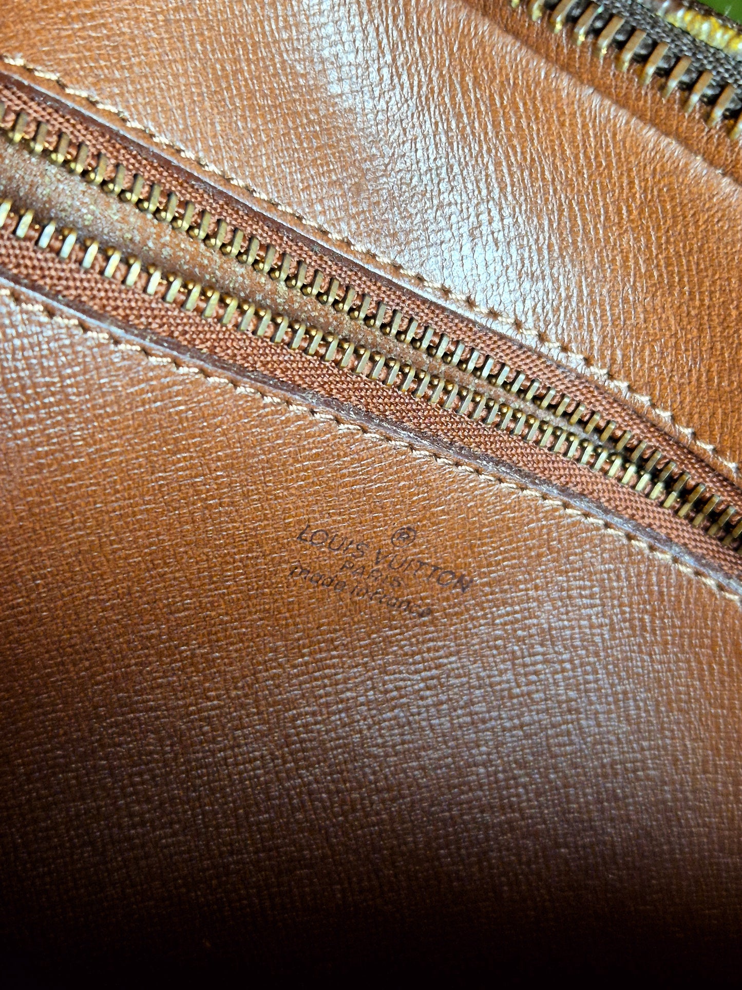 Original/Auth Louis Vuitton - Marly Dragonne GM Clutch Bag - Klassisch - Monogramm
